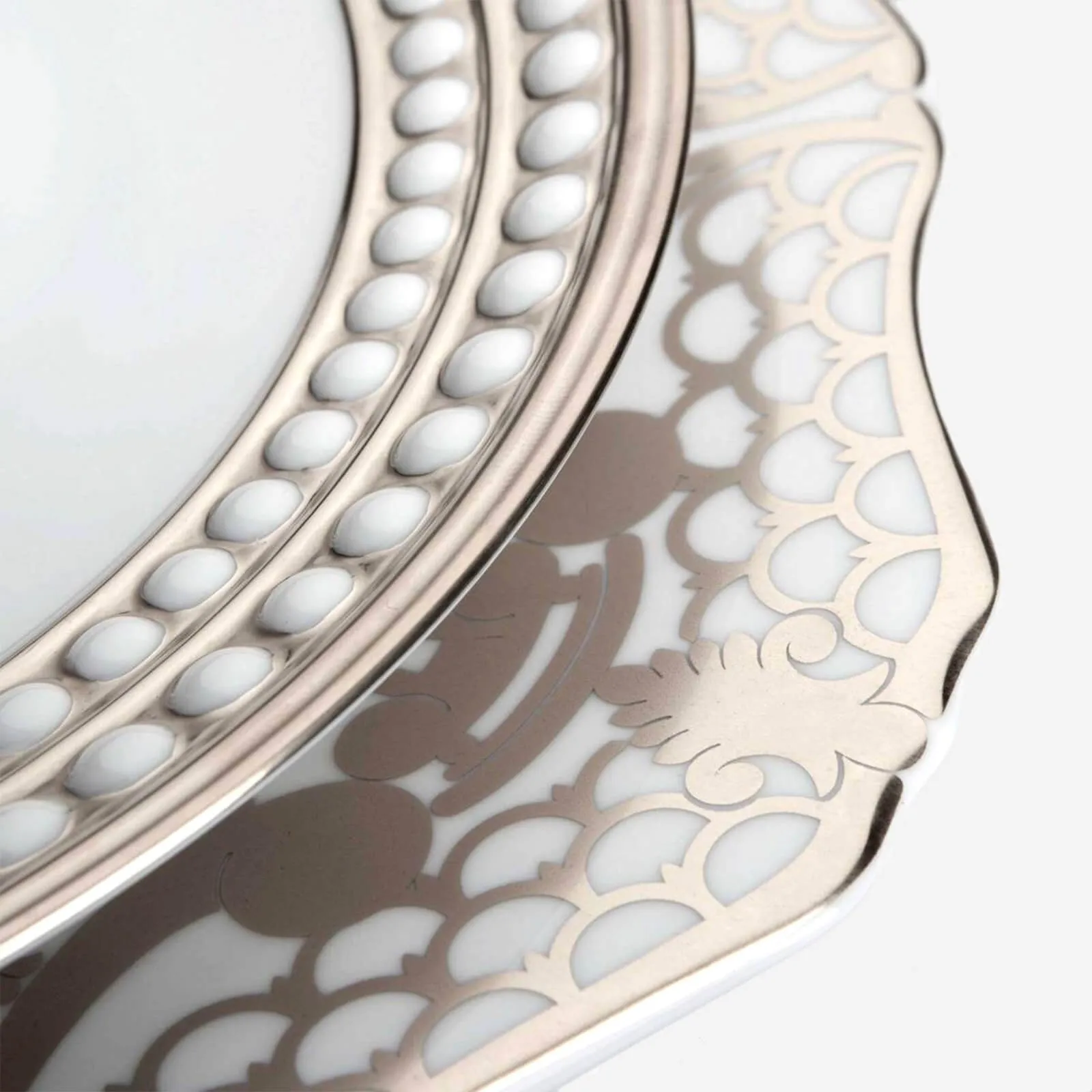 Alencon Platinum Cake Stand