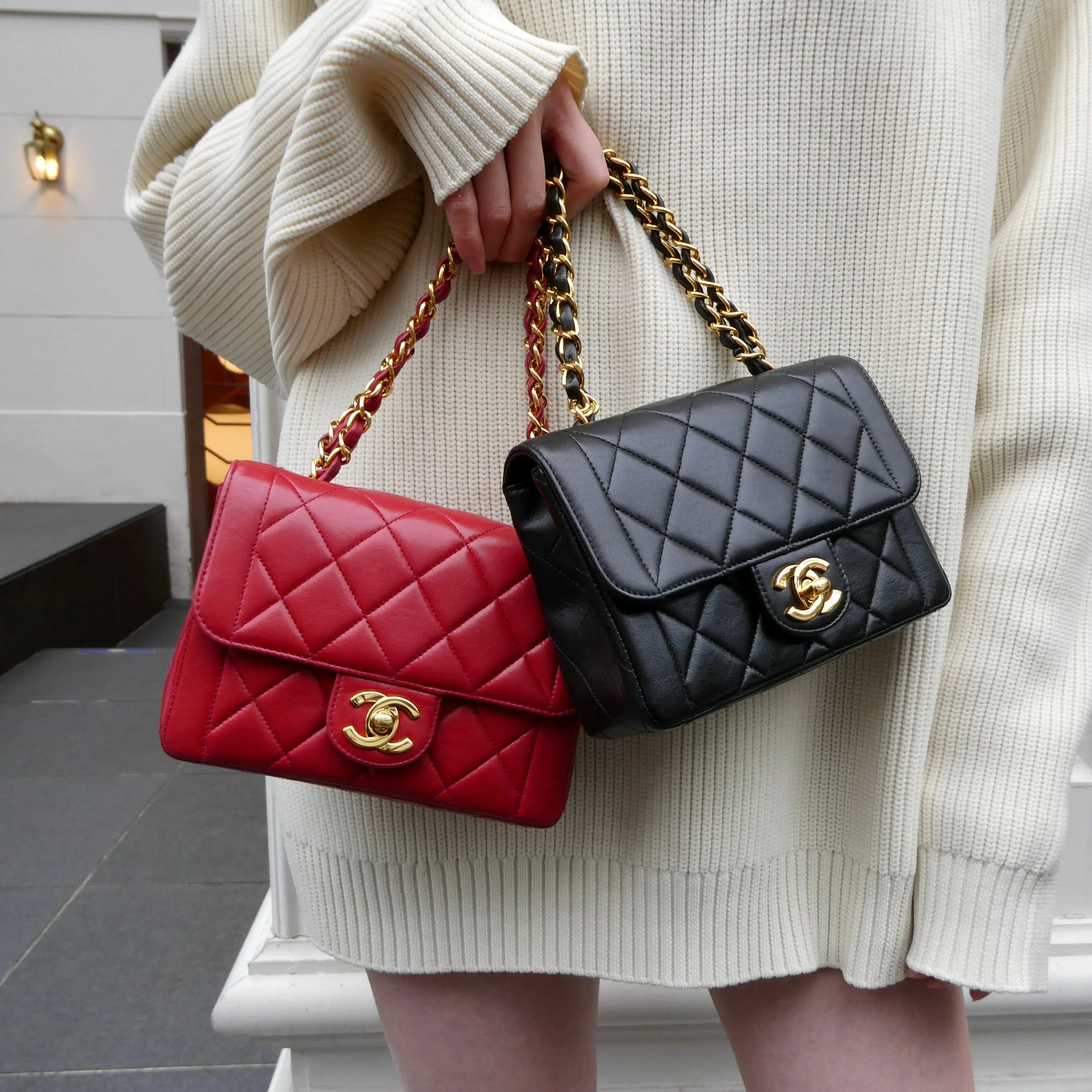 CHANEL 1994-1996 Mini Border Flap Handbag 45615