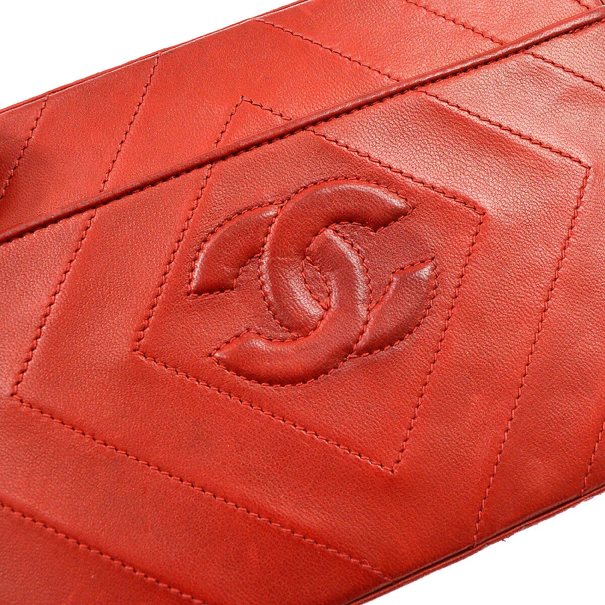 CHANEL 1996-1997 Diamond Box Vanity Shoulder Bag Red Lambskin 42441