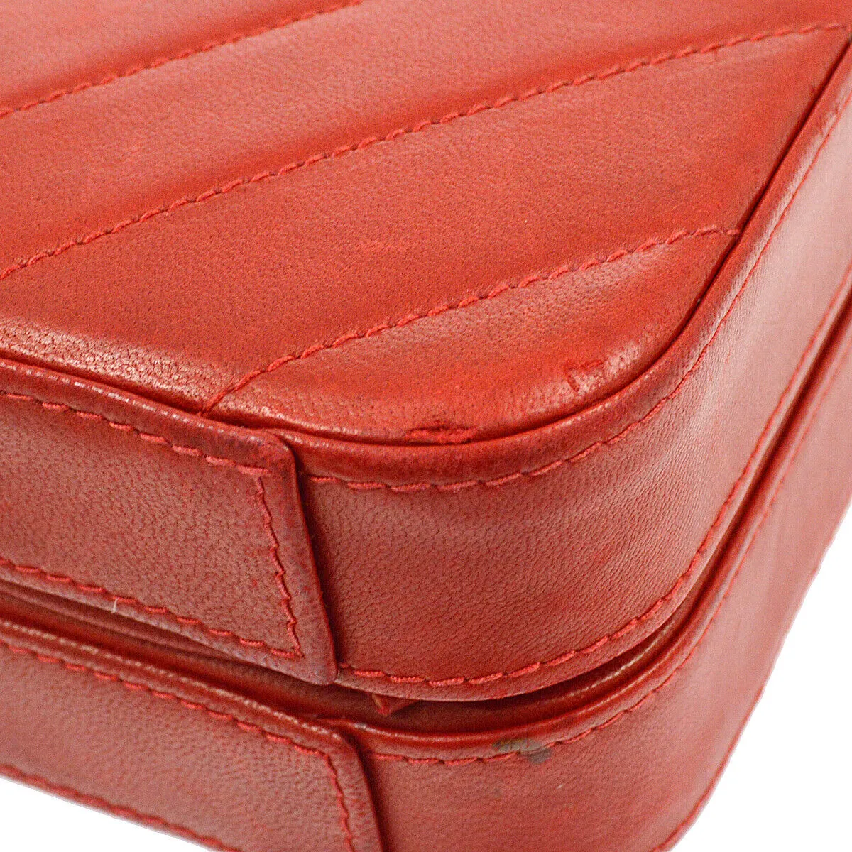 CHANEL 1996-1997 Diamond Box Vanity Shoulder Bag Red Lambskin 42441