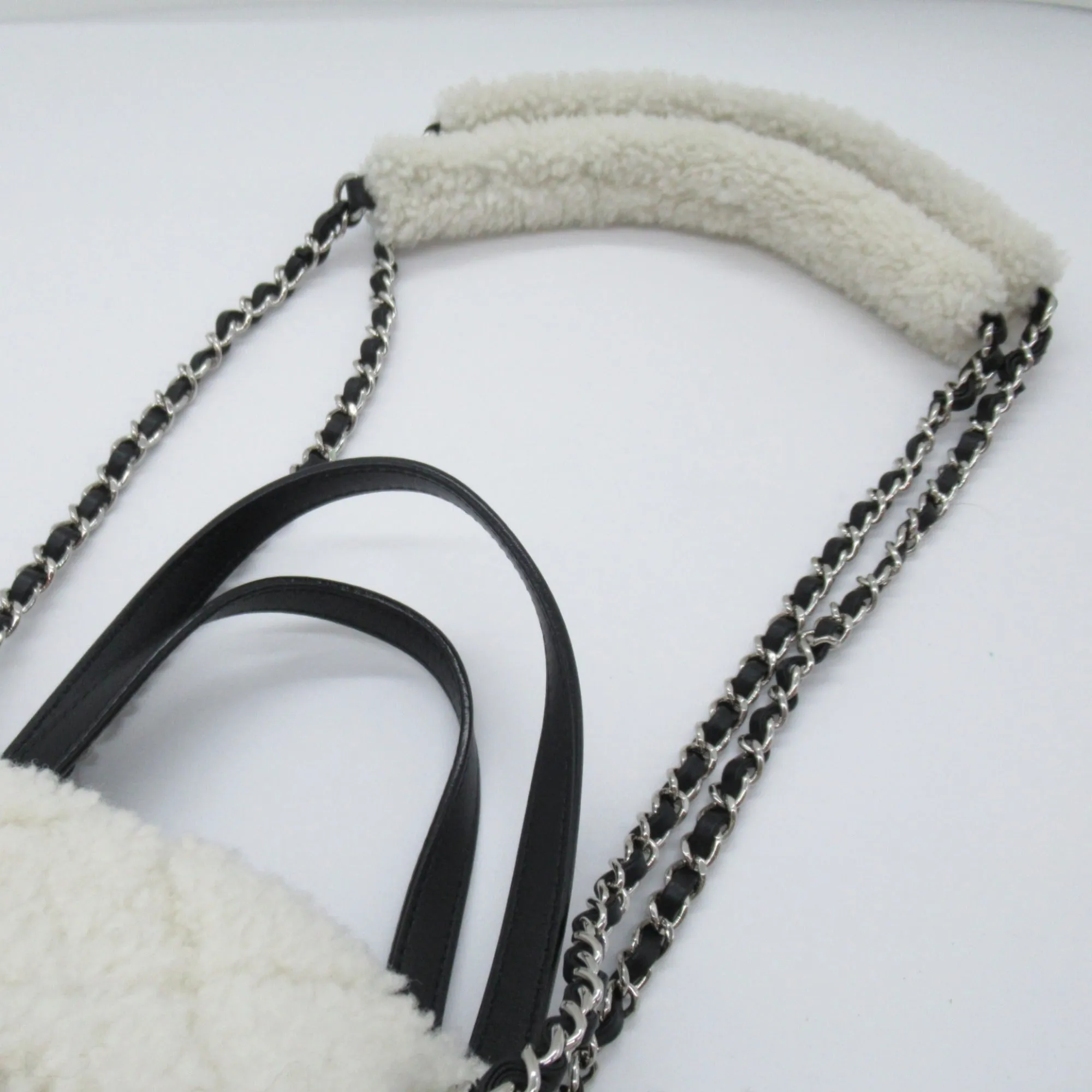 CHANEL 2way shoulder bag White Black leather Alingsheep AS0981