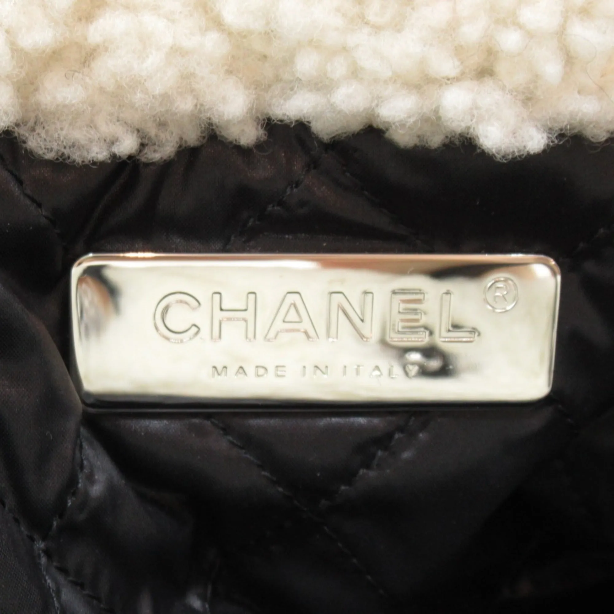 CHANEL 2way shoulder bag White Black leather Alingsheep AS0981