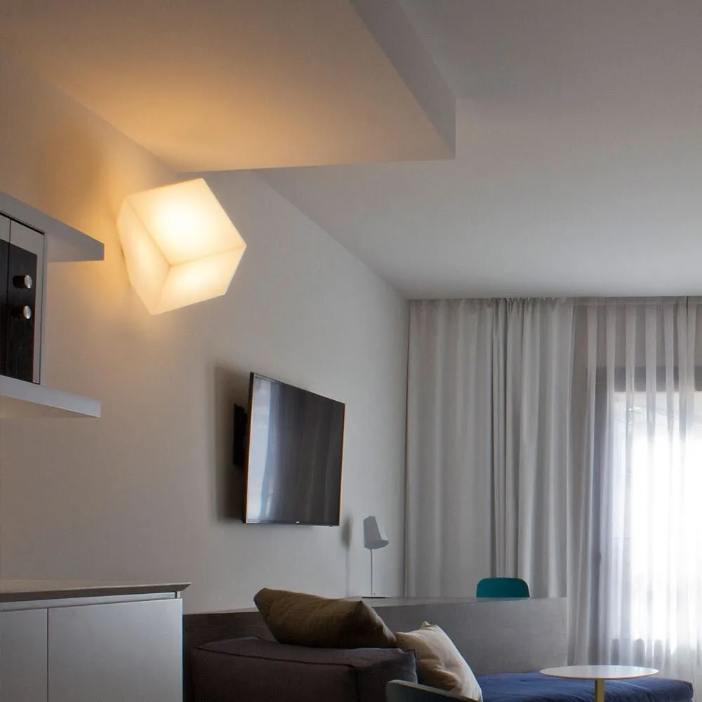 EDGE 21 WALL/CEILING