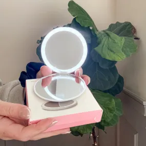 Glam Squad LED Compact - White