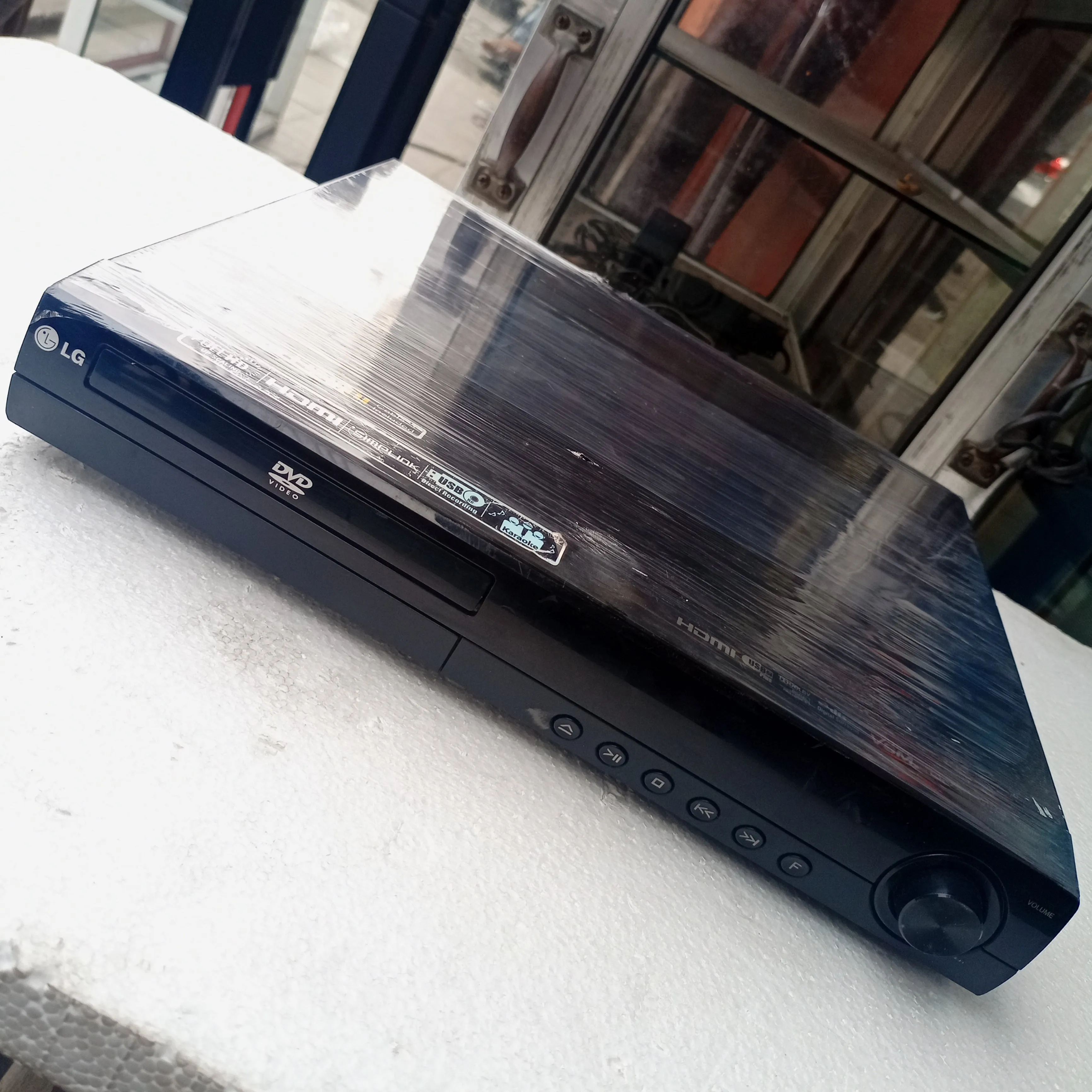 LG HT805 5.1Ch 850Watts DVD Home Theater Machine Head - London Used