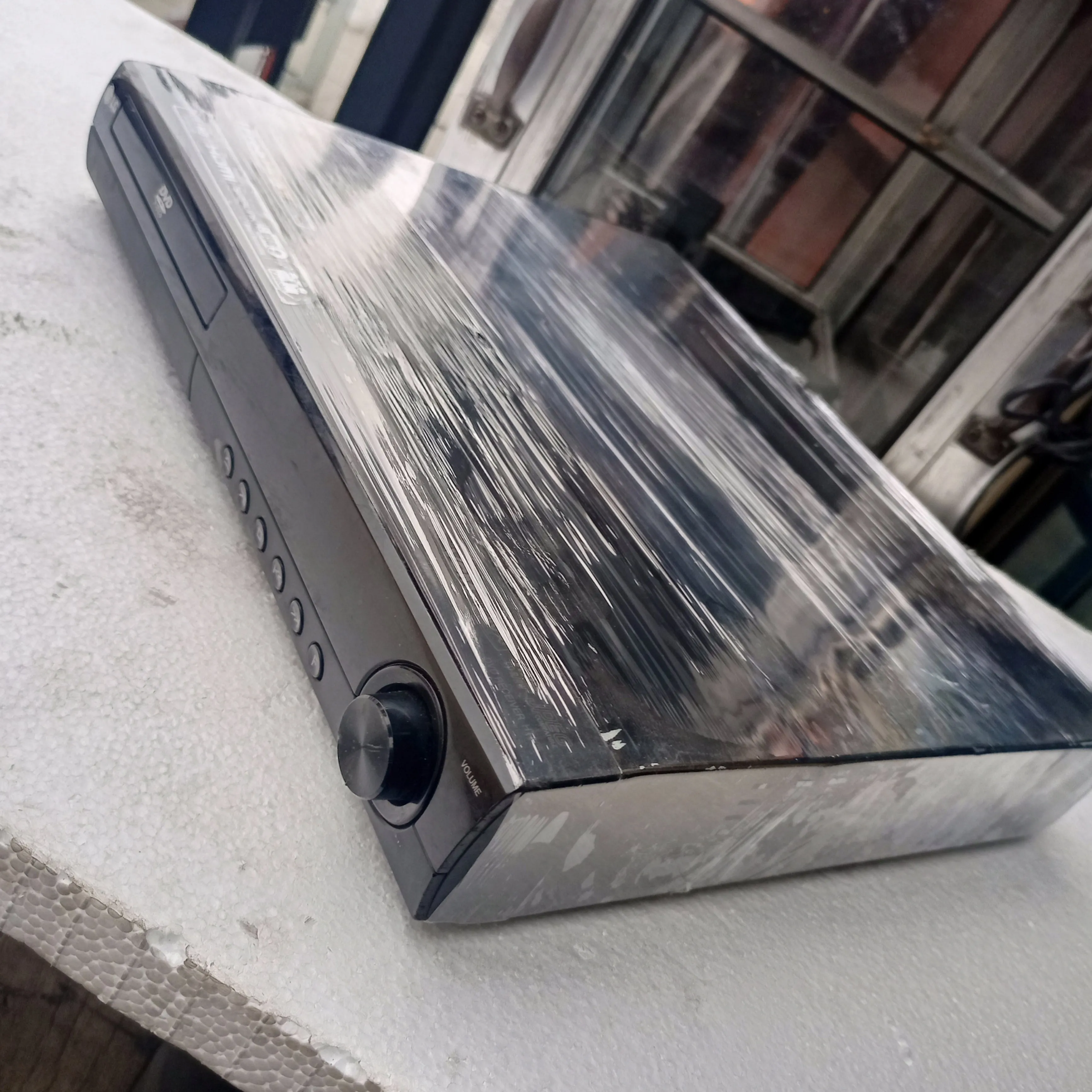 LG HT805 5.1Ch 850Watts DVD Home Theater Machine Head - London Used