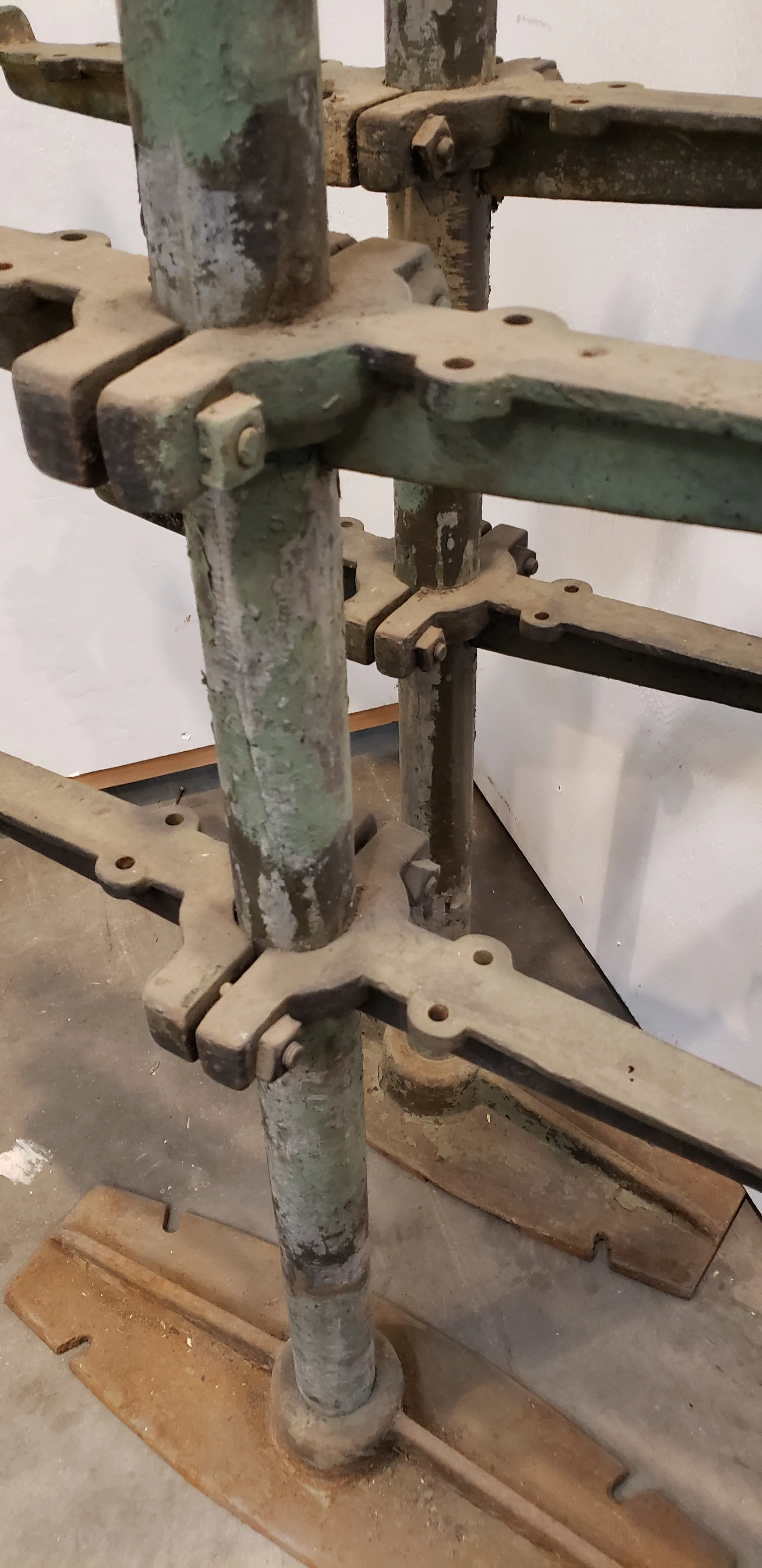 Metal Stands (Pair)