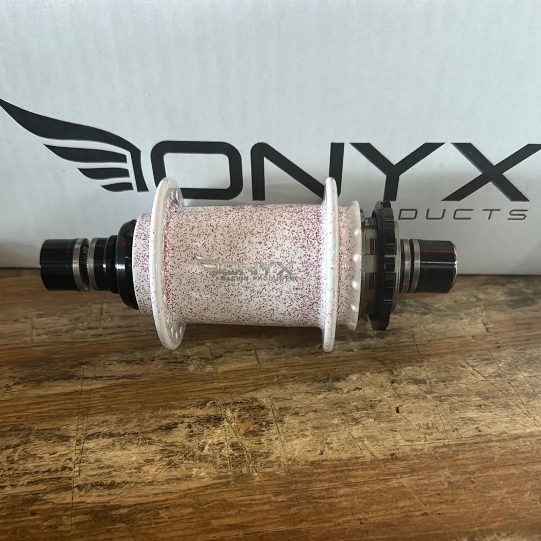 Onyx Hubs Cotm Disco Red