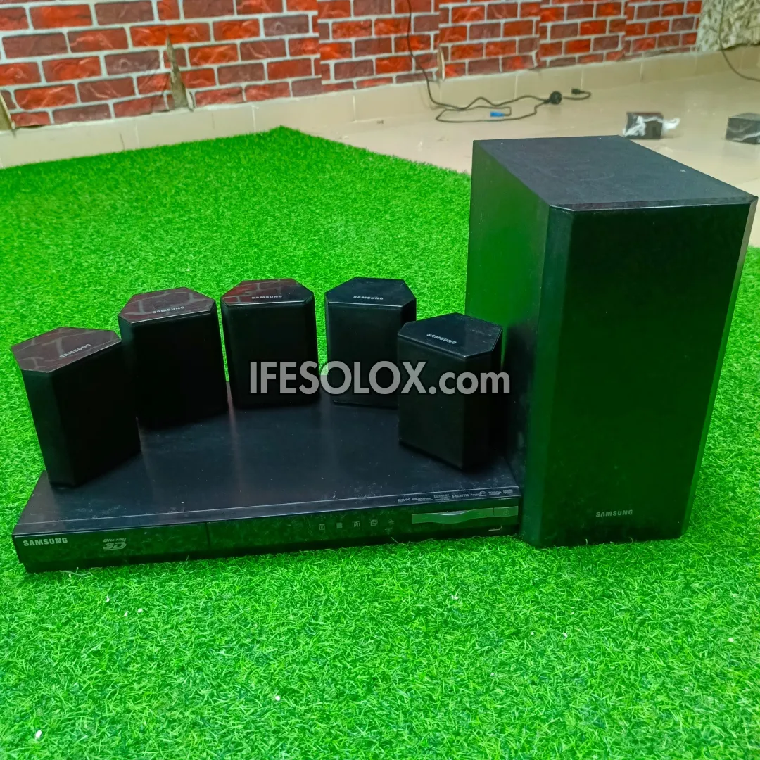Samsung HT-F4500 5.1 Channel 500W Blu-ray 3D DVD Home Theater System Set with USB, Aux, FM, Optical, HDMI Connections - Pre-Owned Import