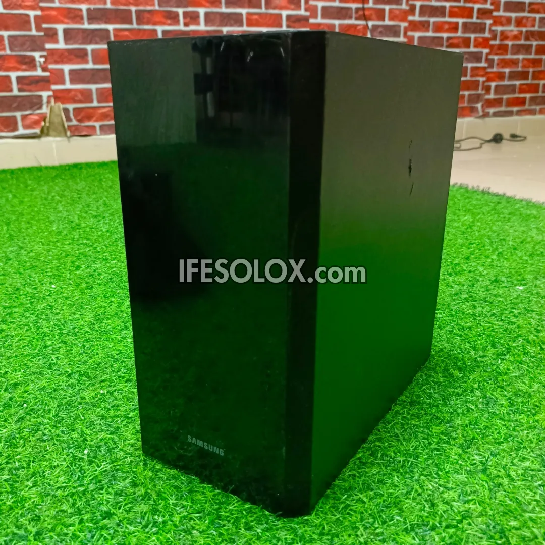 Samsung HT-F4500 5.1 Channel 500W Blu-ray 3D DVD Home Theater System Set with USB, Aux, FM, Optical, HDMI Connections - Pre-Owned Import