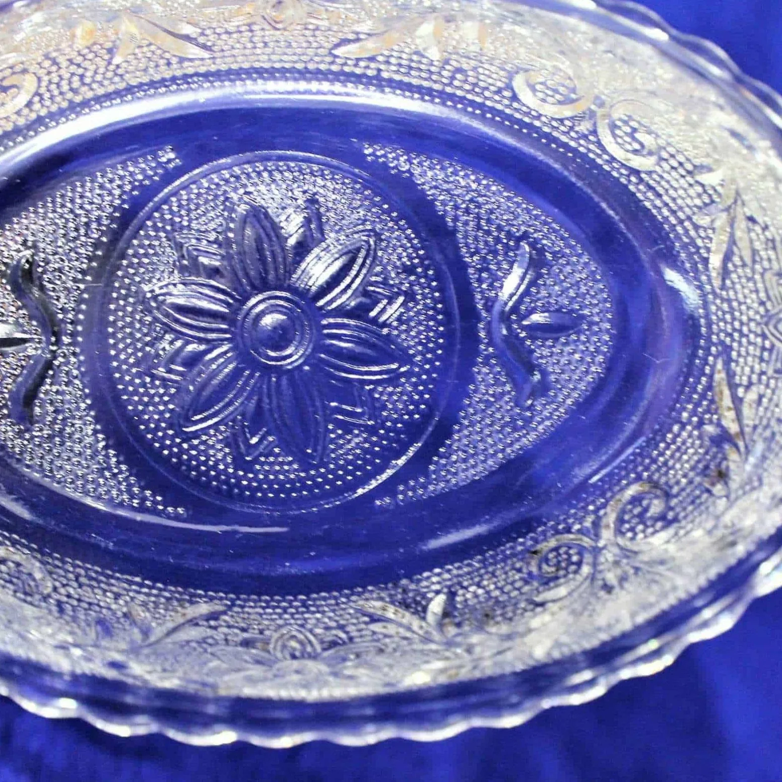 Serving Bowl, Anchor Hocking, Sandwich, Depression Glass, Vintage