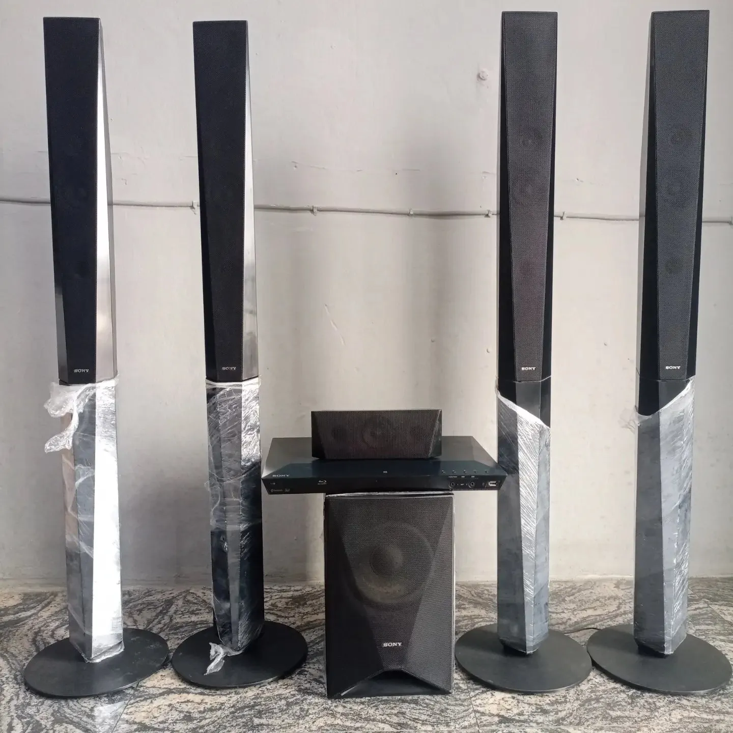 Used London Sony BDV-E6100 5.1Ch 1000W Smart Bluetooth Blu-ray 3D Tallboys DVD Home Cinema System with Built-in WiFi and Full Smart Features